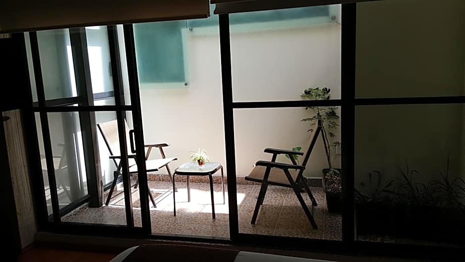 Grupo Kings Suites -Platon 436