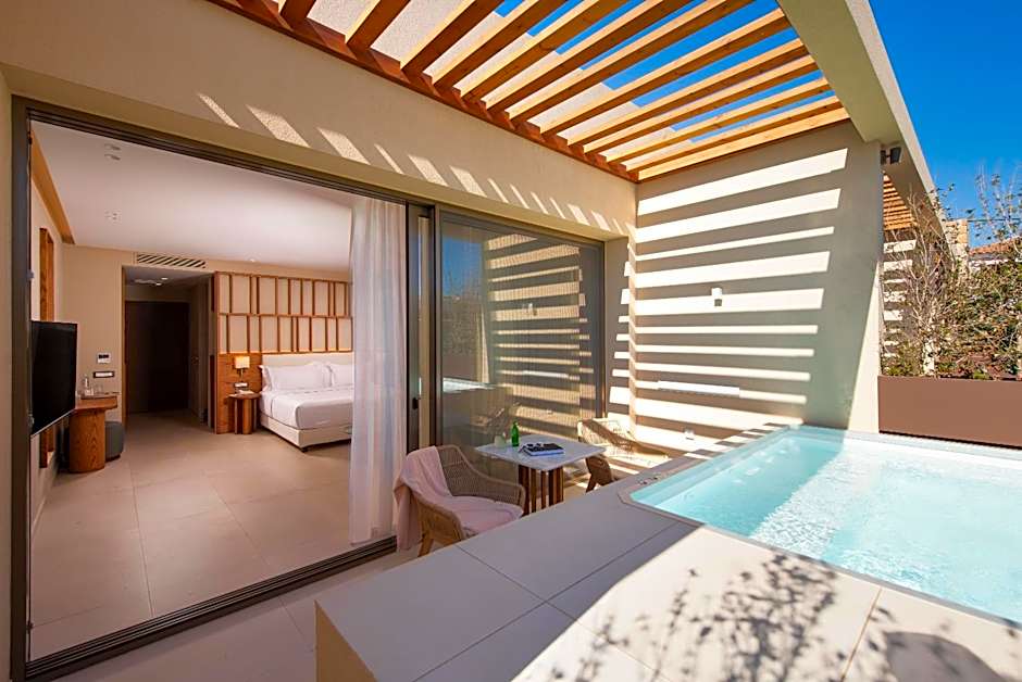 Royal Pearl Island Chios Hotel and Spa