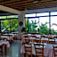 Two Flowers Hotel