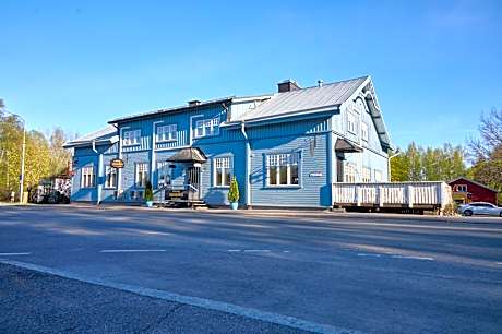 Liekorannan Majatalo- kodinomaista majoitusta rautatieasemaa vastapäätä