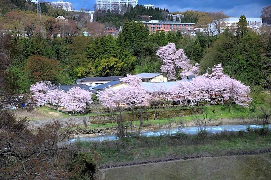 TAKITEI Riverside Onsen ーA Hidden Ryokan in Kanazawaー