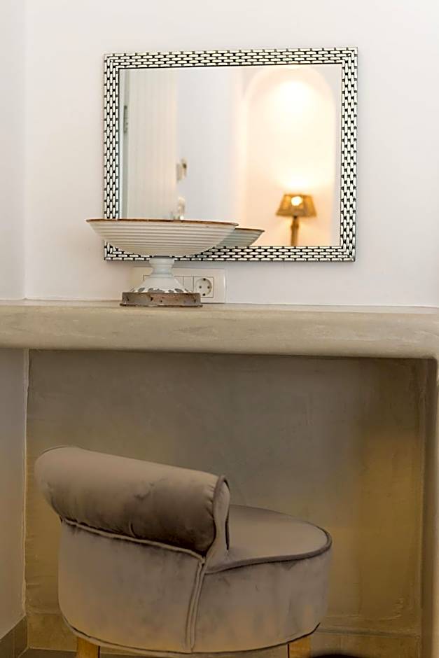 Emerald Collection Suites