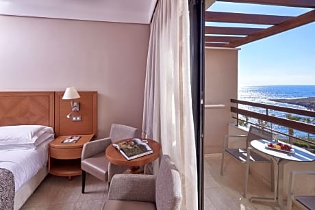 Twin or Double Room Side Sea View