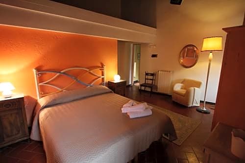 Borgo di Codeglia - Country Rooms