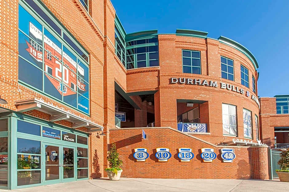 Super 8 by Wyndham Durham/University Area NC