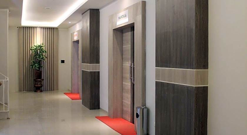 Front One Budget Waena Abepura