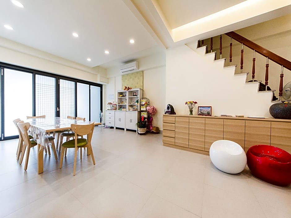Dream House – Tainan, LA