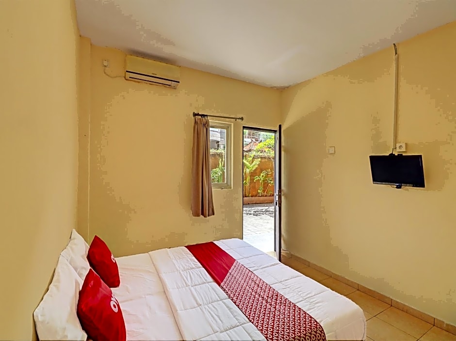 OYO 91628 Glogor Guest House