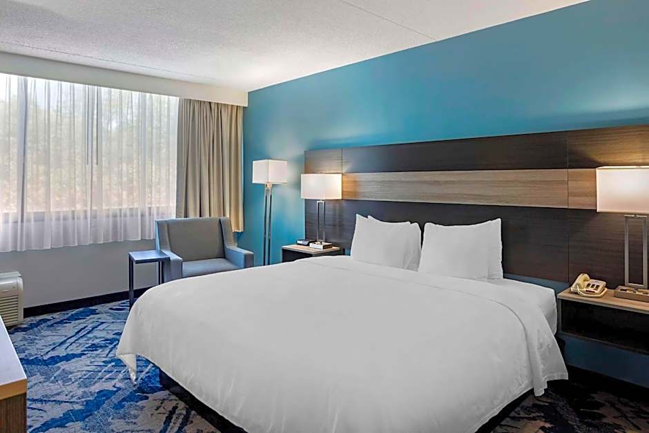 Best Western Rutgers University Hotel