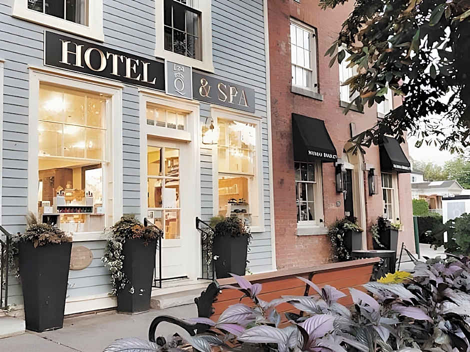 124 on Queen Hotel & Spa