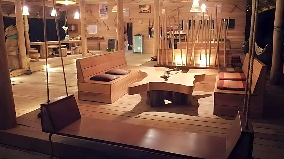 Fandee Island - Tad Lo - Bolaven Loop Pakse