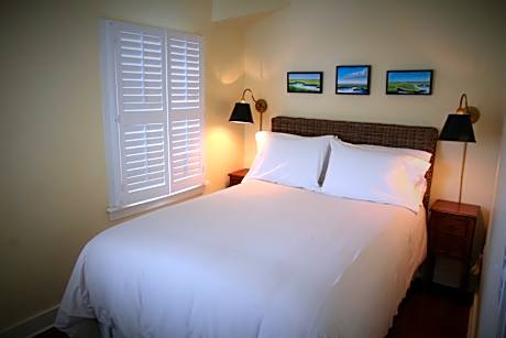 Two-Bedroom Penthouse Apartment