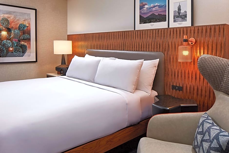 Senna House Scottsdale, Curio Collection by Hilton