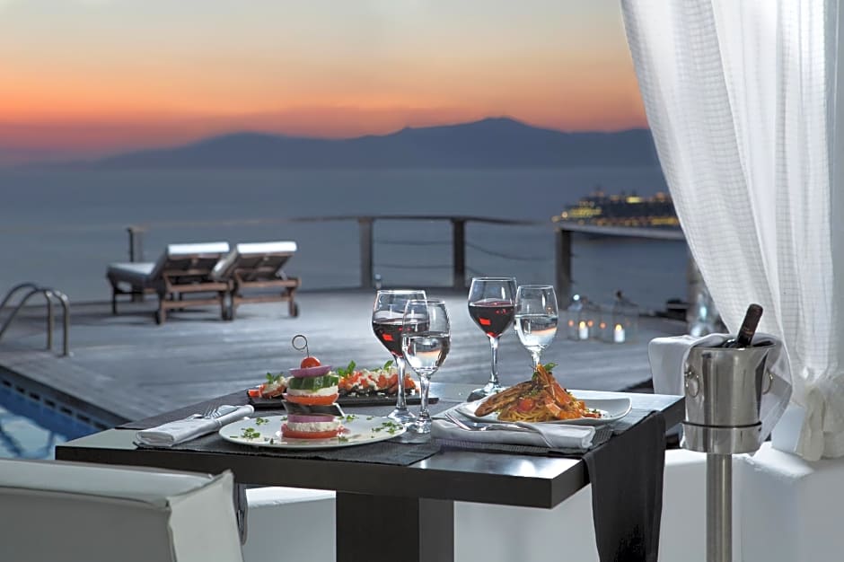 Tharroe Of Mykonos Hotel