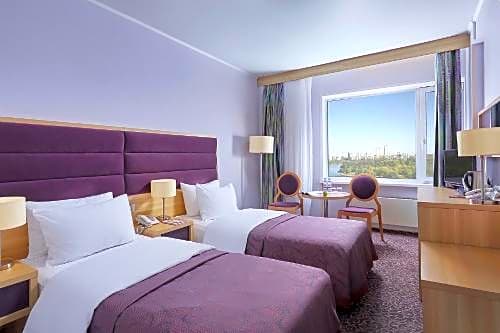 Photo 1 of 6 of Premium Twin Room