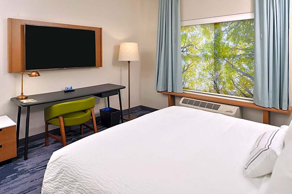 Fairfield Inn & Suites by Marriott Canton