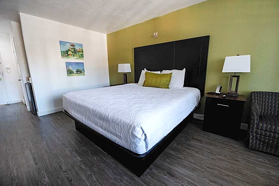 Western Inn Old Town San Diego