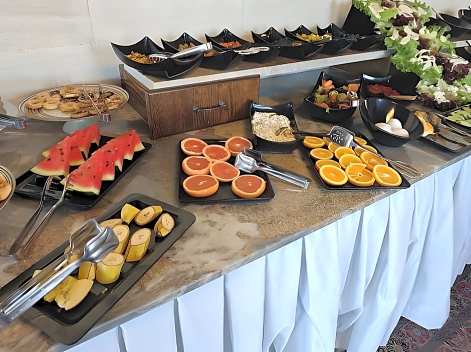 Noah's Ark Cave Hotel