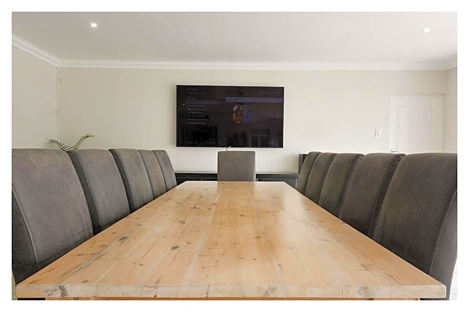 66 On Monzali 4 Star Luxury Guesthouse