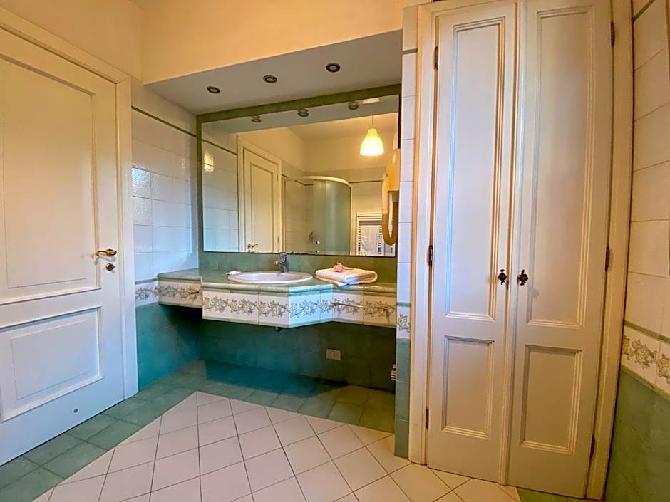 Villa Alda Suites & Rooms