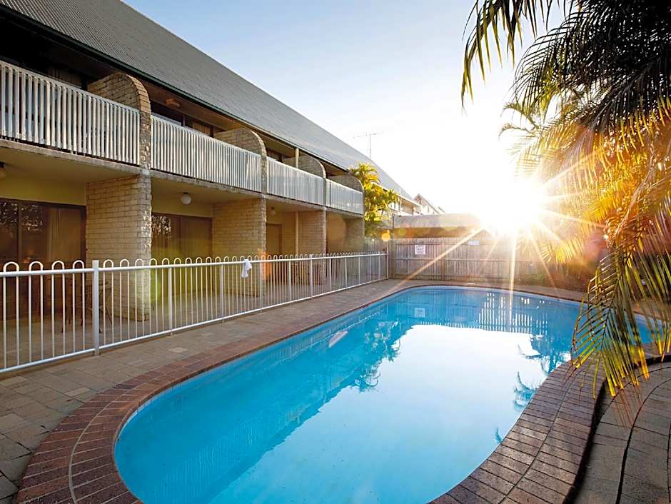 Nightcap at Kawana Waters Hotel