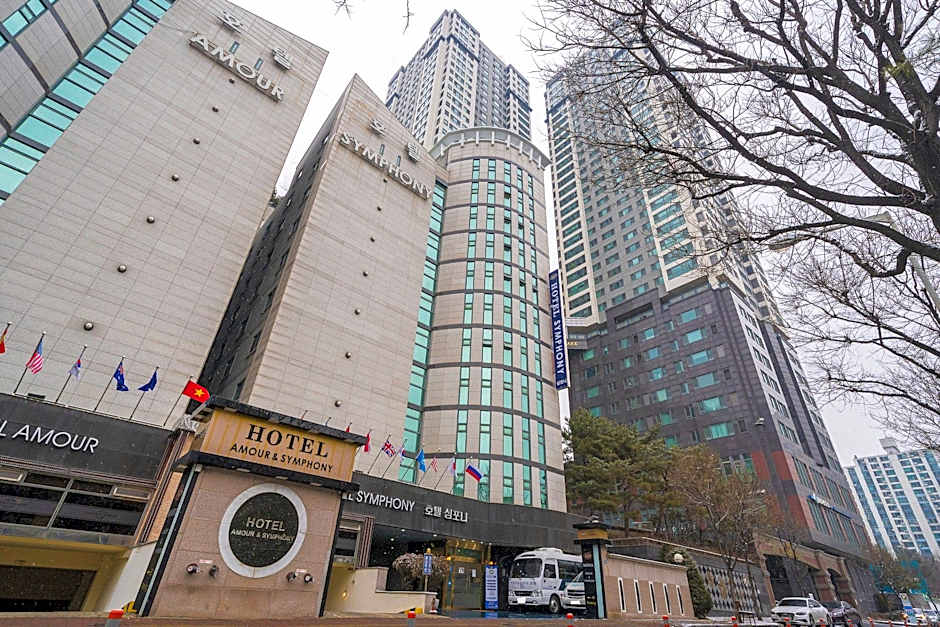 Symphony Hotel