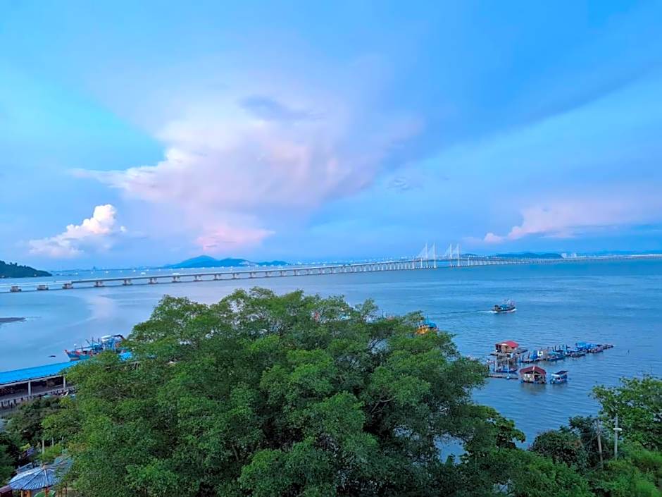 Southbay Seaview Condo A2 10minQueensbay 10minSpice