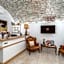 Bosa Queen House