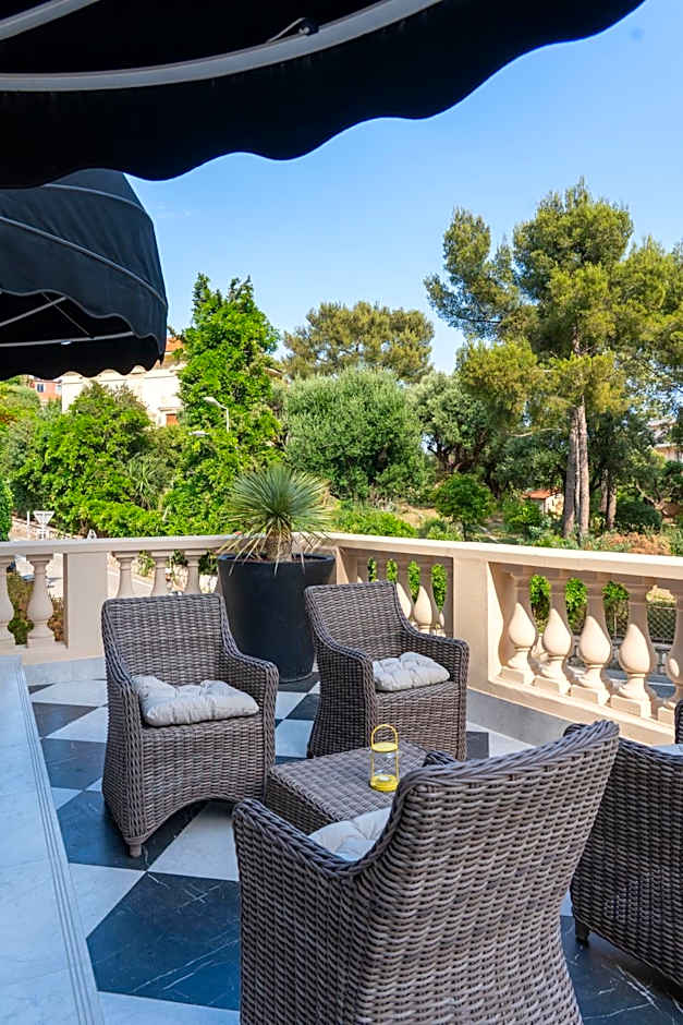 Hotel De Monaco