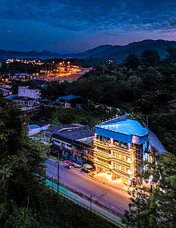 Karnyapha Hotspring Hotel