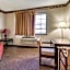 Econo Lodge Inn & Suites El Paso