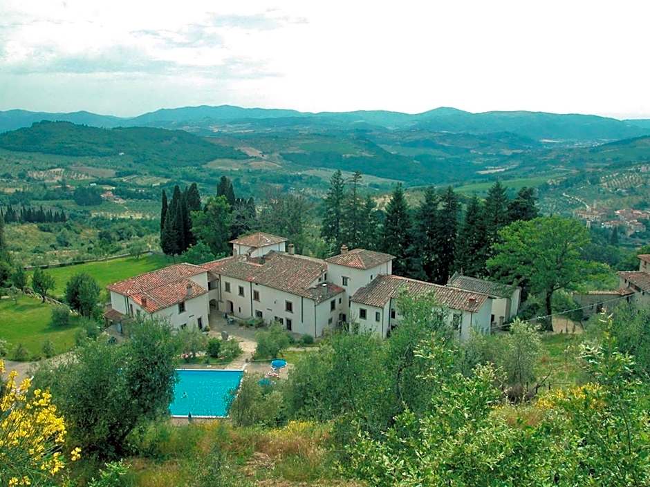 ISA-Farmhouse with swimming-pool in Chianti-area in the middle of Tuscan nature