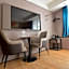 Ly New York Hotel