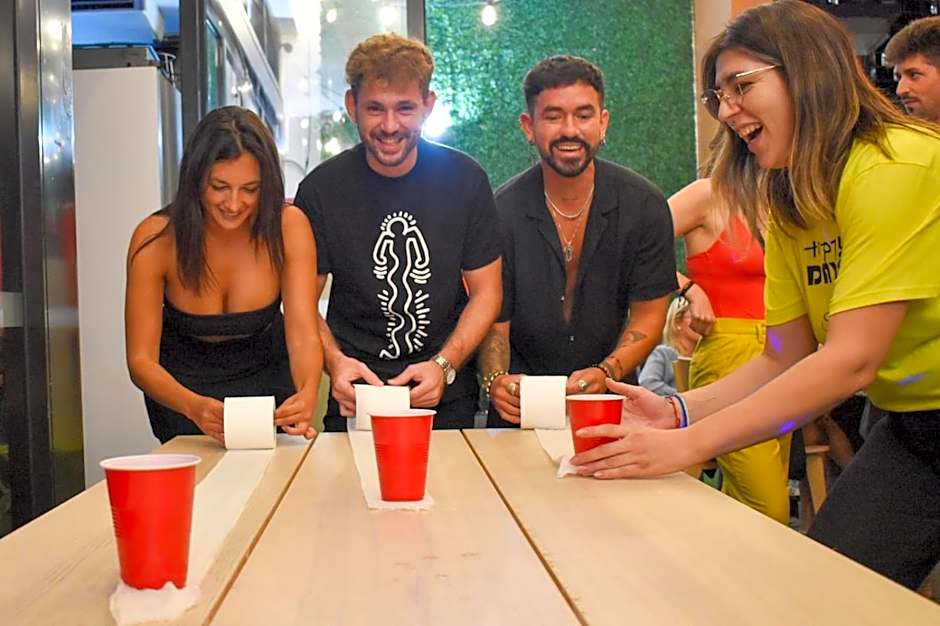 Tequila Sunrise Hostel Surfers Paradise