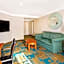 La Quinta Inn & Suites by Wyndham Albuquerque West