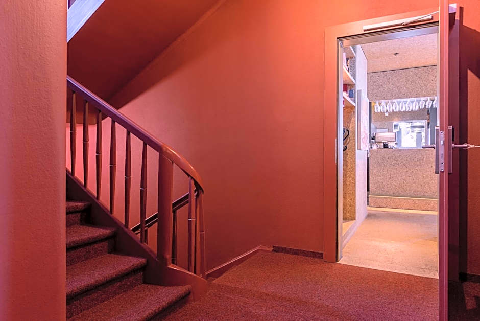 Pension Arosa - Self Check-In