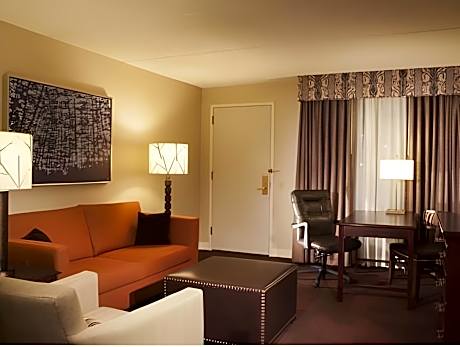 2 Double Beds