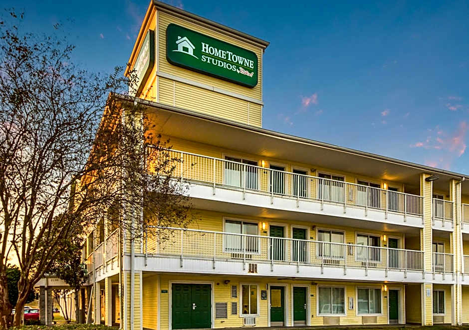 Hometowne Studios Houston - West Oaks/ Energy Corridor