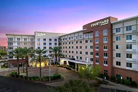Courtyard by Marriott Phoenix Chandler/Fashion Center