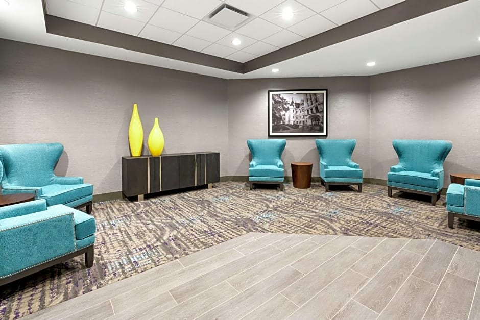 Hampton Inn By Hilton & Suites Spokane Downtown-South