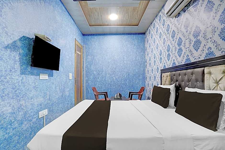 Super Hotel O Zirakpur City Court Complex Formerly The Platinum