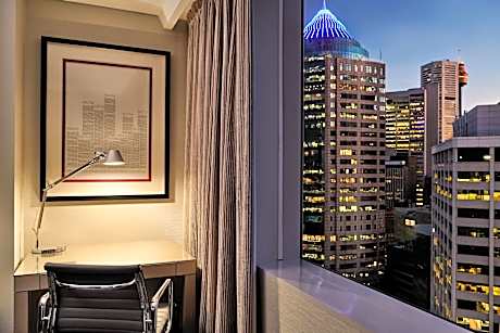 Premium Guest room, 1 King Bed with Cityscape View