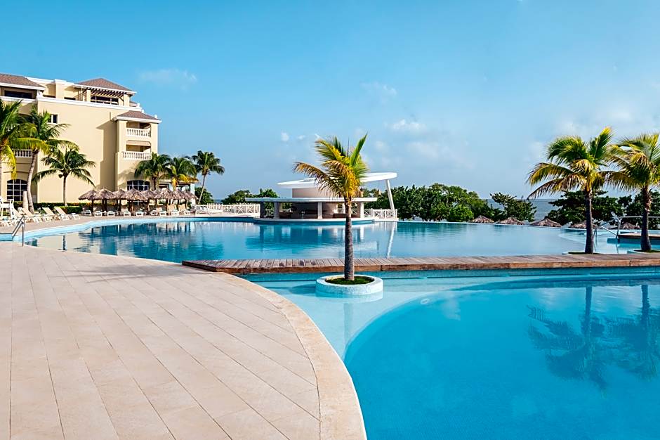 Iberostar Waves Rose Hall Beach All Inclusive