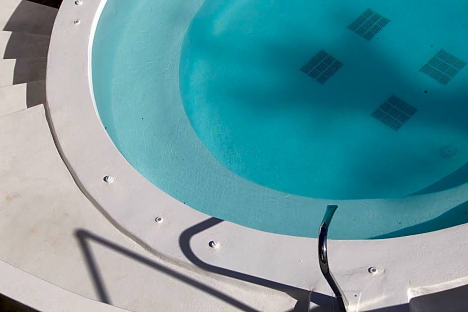 Byzantio Beach Suites & Wellness