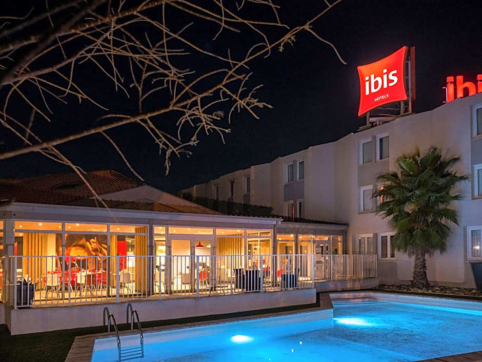 Ibis Arles