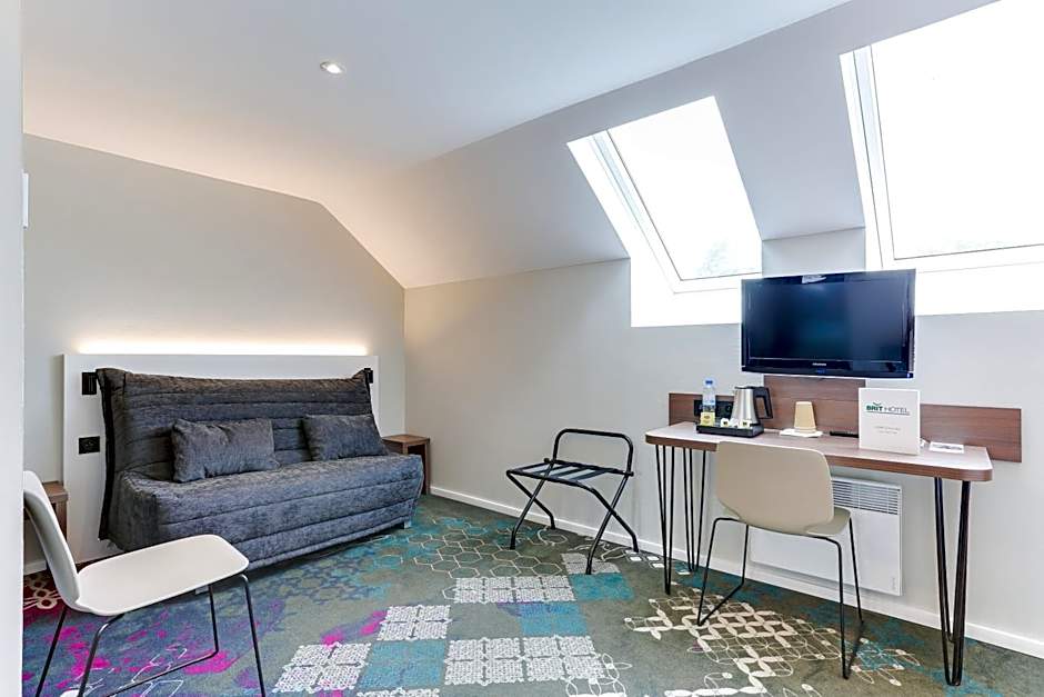 Brit Hotel Caen Nord - Mémorial