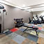 Days Inn & Suites by Wyndham Grand Rapids Near Downtown