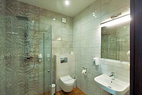 Twin Room with Balcony