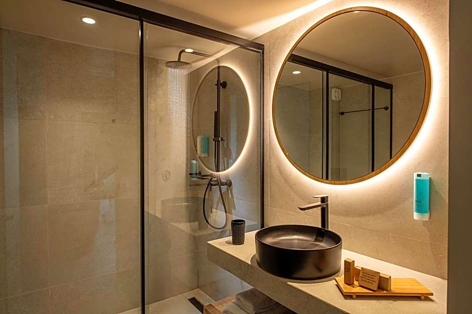 Indigo Suites Collection Adults Only
