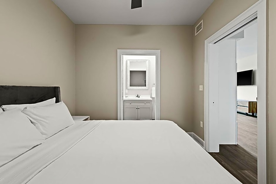 Bywater Suite Hotel
